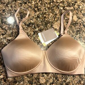 Amoena Magdalena Back-Smoothing Padded Wire-Free Bra 44533 Nude 34D